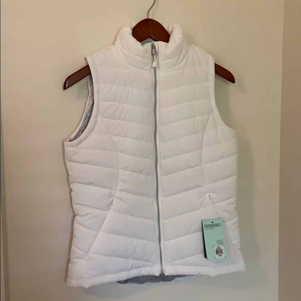 DSG women’s white vest size S